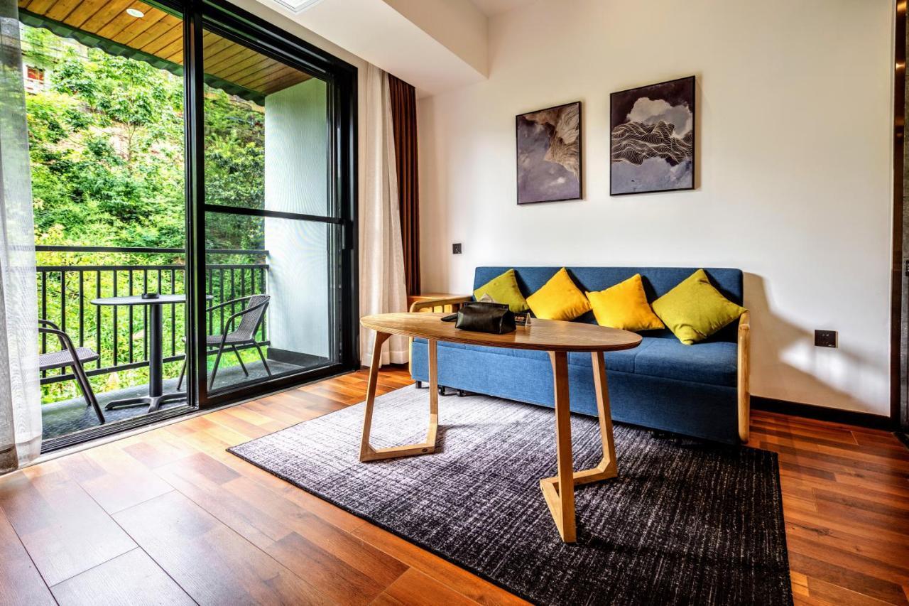 Whispering Mountains Boutique Hotel Zhangjiajie Eksteriør bilde