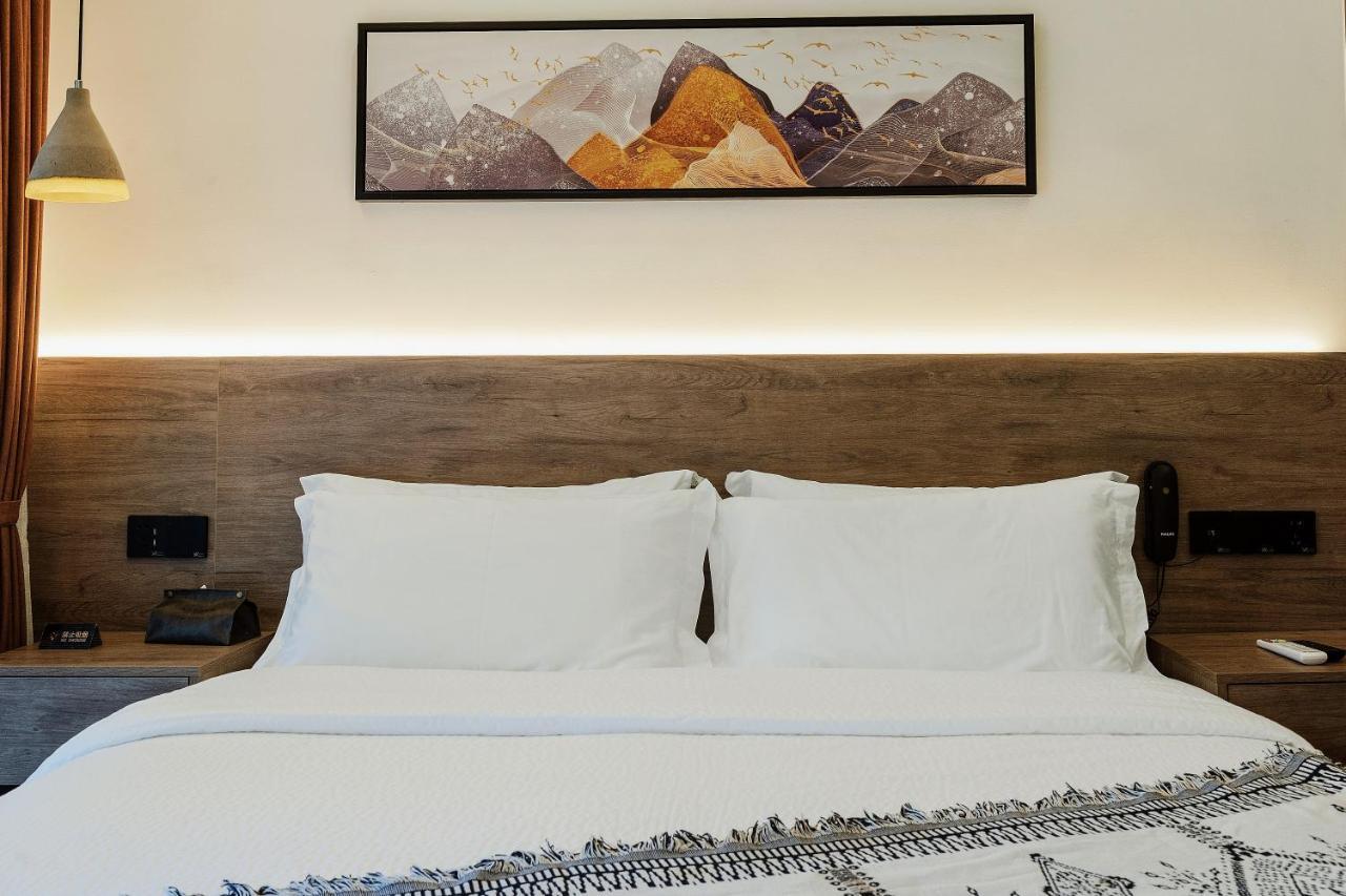 Whispering Mountains Boutique Hotel Zhangjiajie Eksteriør bilde