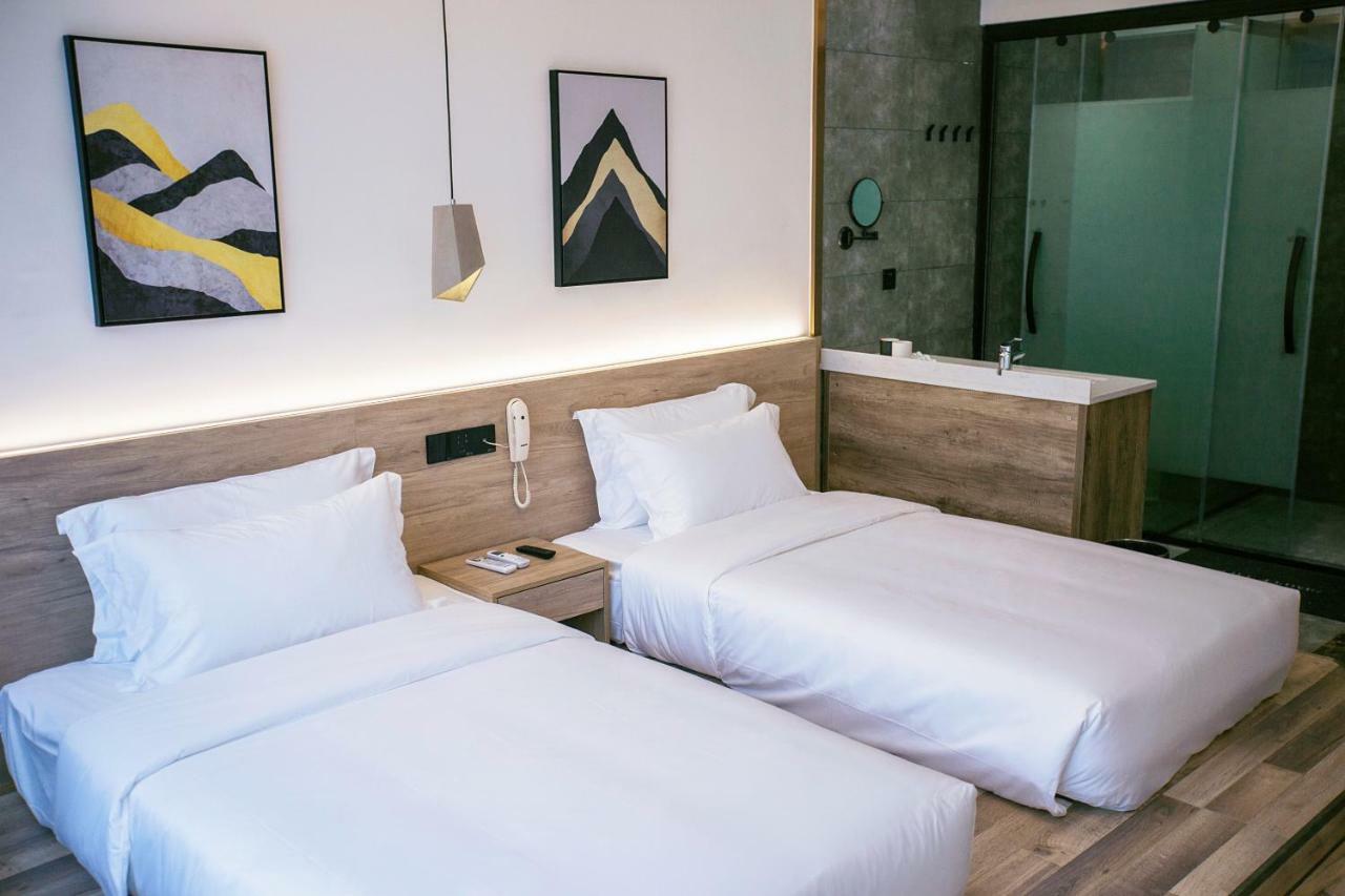 Whispering Mountains Boutique Hotel Zhangjiajie Eksteriør bilde