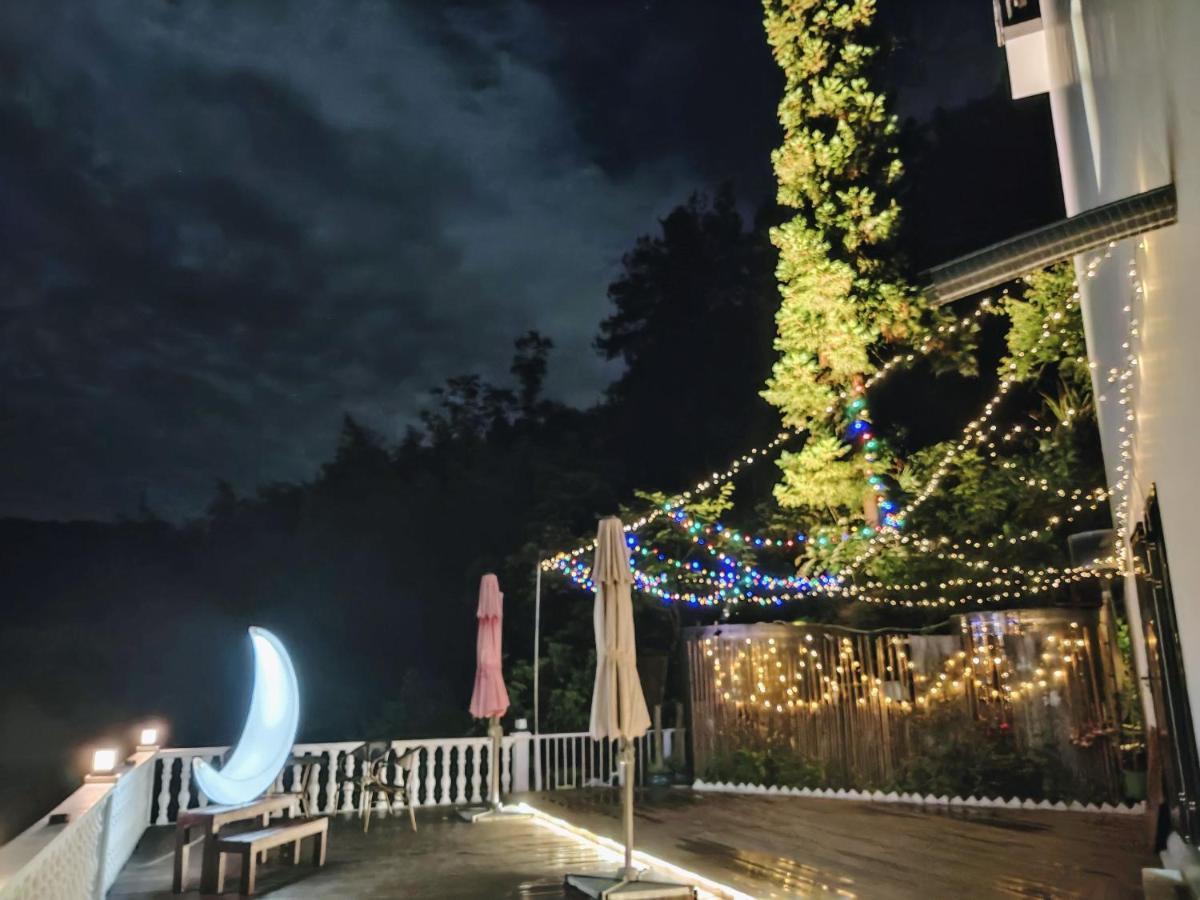 Whispering Mountains Boutique Hotel Zhangjiajie Eksteriør bilde